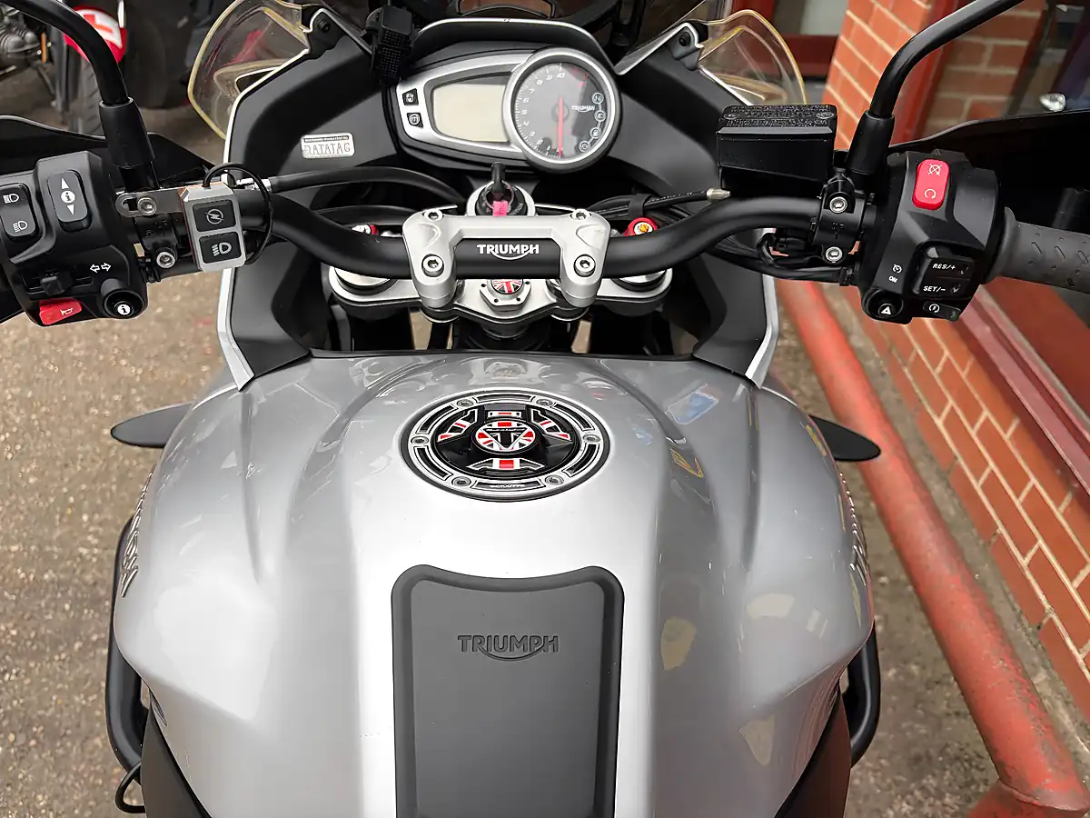 Used 2016 Triumph Tiger 1050 Sport - Interior and Exterior details 13