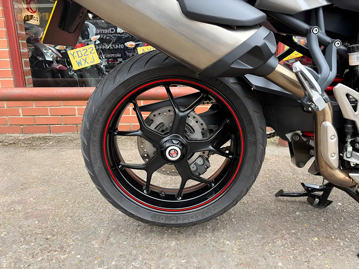Used 2016 Triumph Tiger 1050 Sport - Interior and Exterior details 4