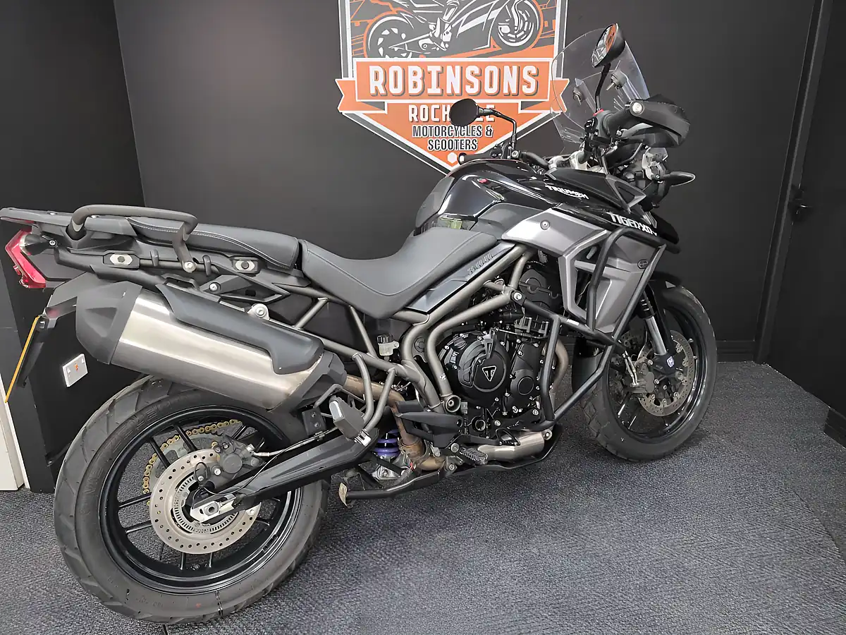 Used 2016 Triumph Tiger 800 Xrx Black - Interior and Exterior details 7