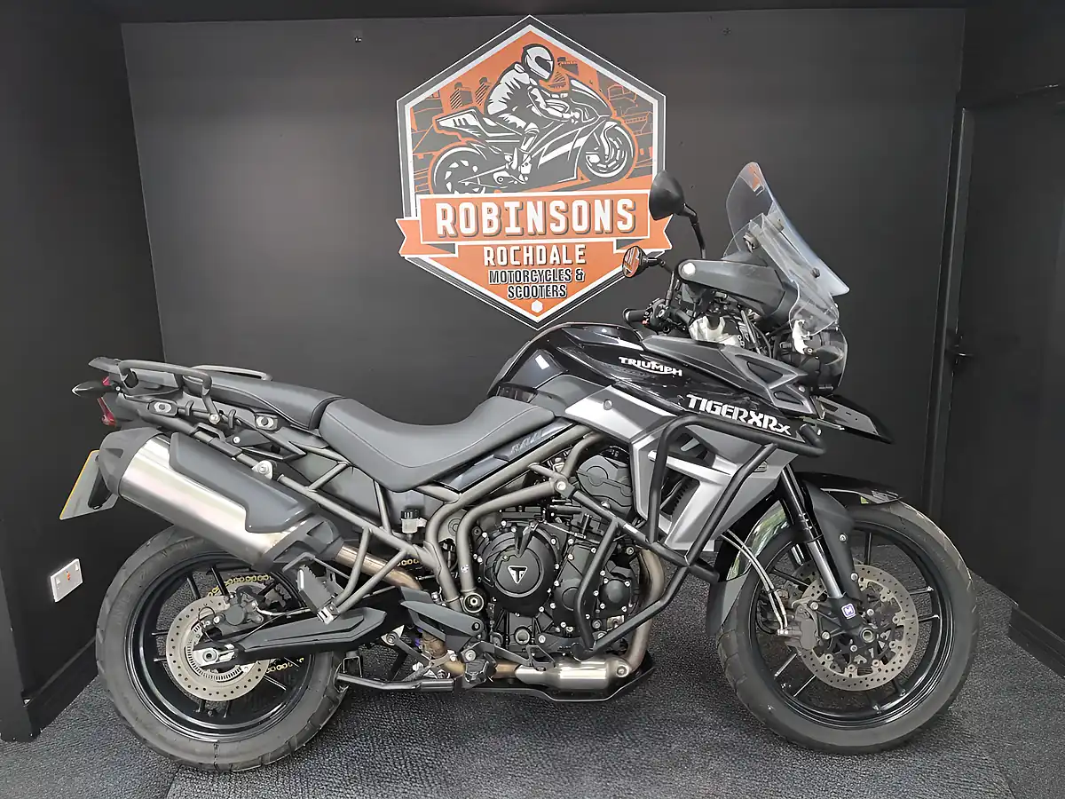 Used 2016 Triumph Tiger 800 Xrx - Interior and Exterior details 2