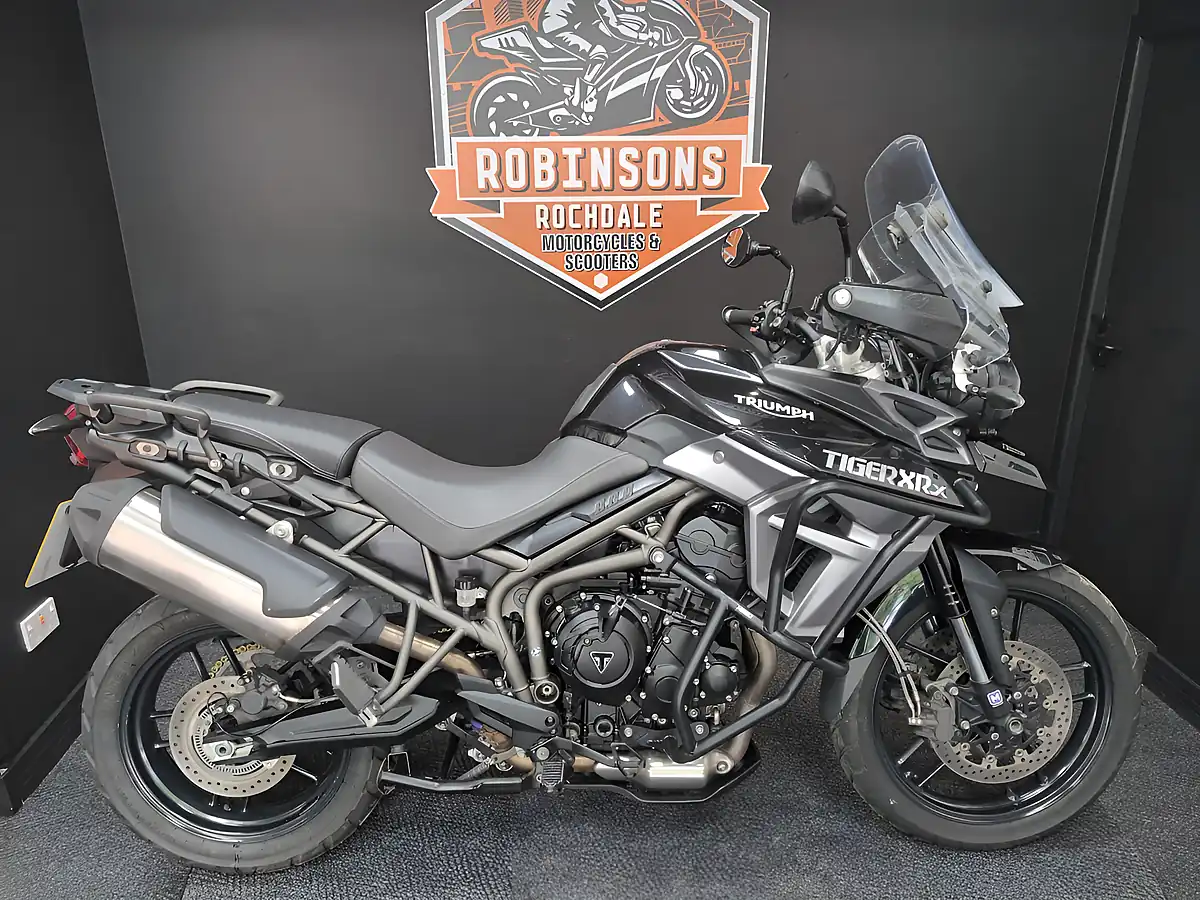 Used 2016 Triumph Tiger 800 Xrx - Interior and Exterior details 4