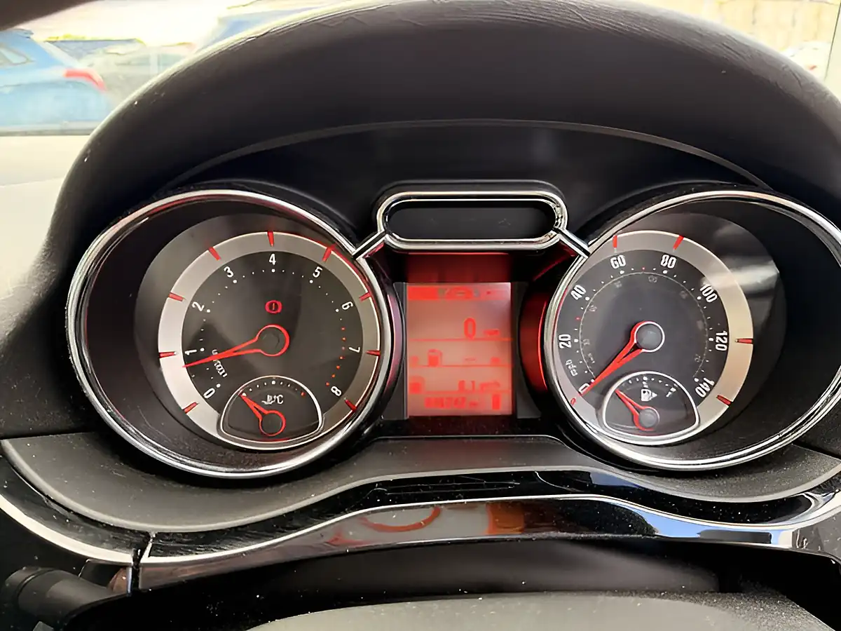 Used 2016 Vauxhall Adam Energised Black - Interior and Exterior details 18