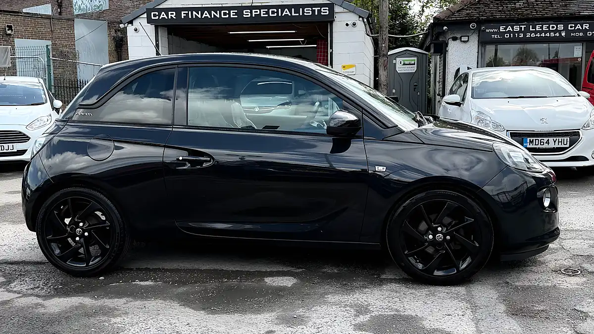 Used 2016 Vauxhall Adam Energised Black - Interior and Exterior details 2