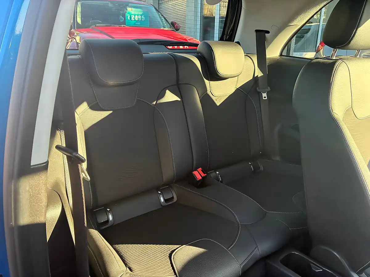 Used 2016 Vauxhall Adam Energised Blue - Interior and Exterior details 17