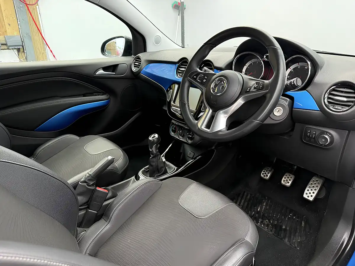 Used 2016 Vauxhall Adam Energised Blue - Interior and Exterior details 8