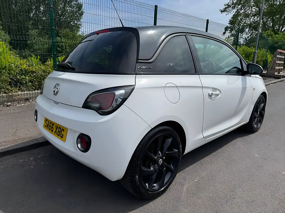 Used 2016 Vauxhall Adam Energised White - Interior and Exterior details 3