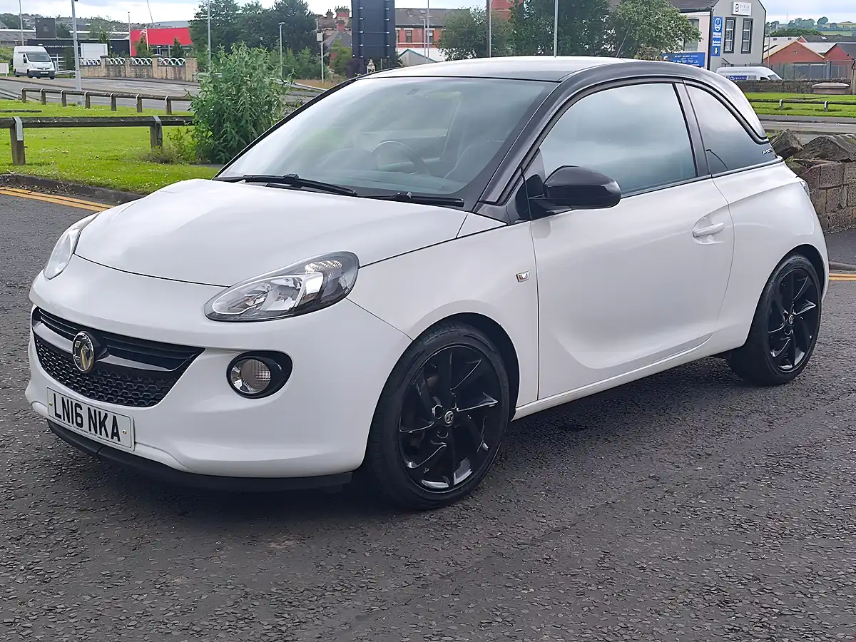 Used 2016 Vauxhall Adam Energised White - Interior and Exterior details 10