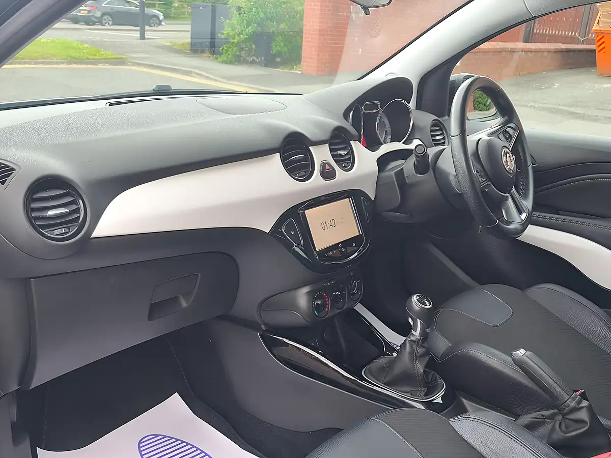 Used 2016 Vauxhall Adam Energised White - Interior and Exterior details 12