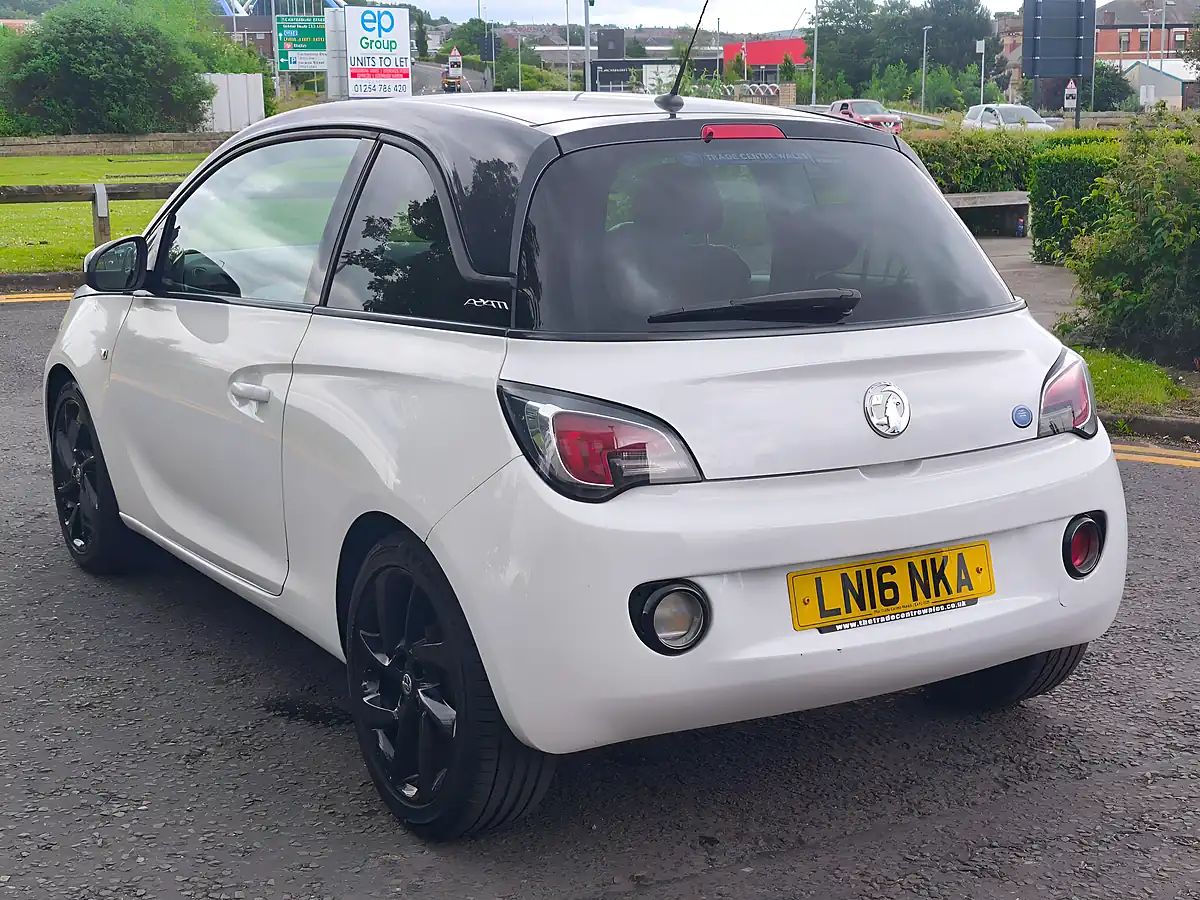 Used 2016 Vauxhall Adam Energised White - Interior and Exterior details 18
