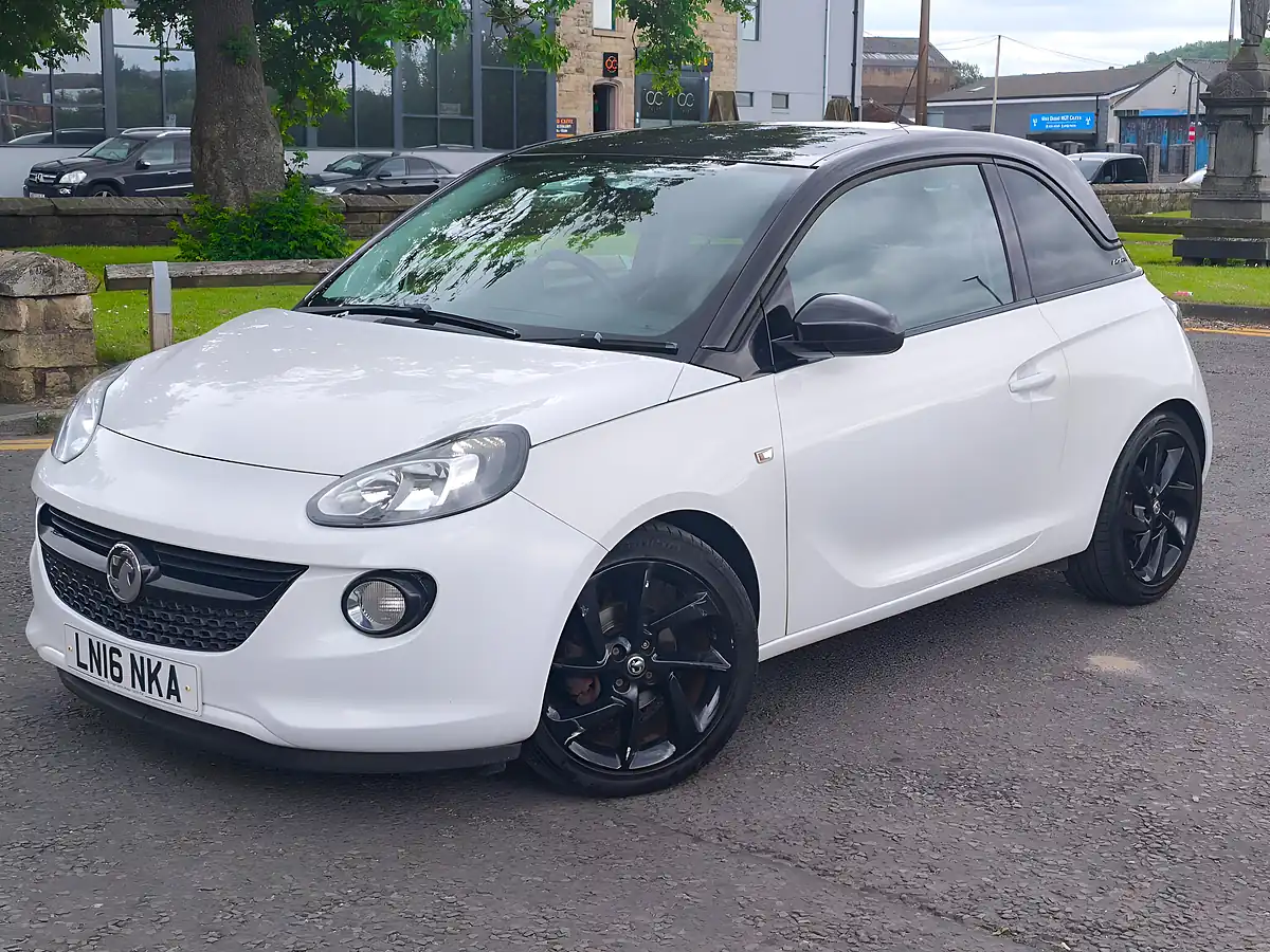 Used 2016 Vauxhall Adam Energised White - Interior and Exterior details 2