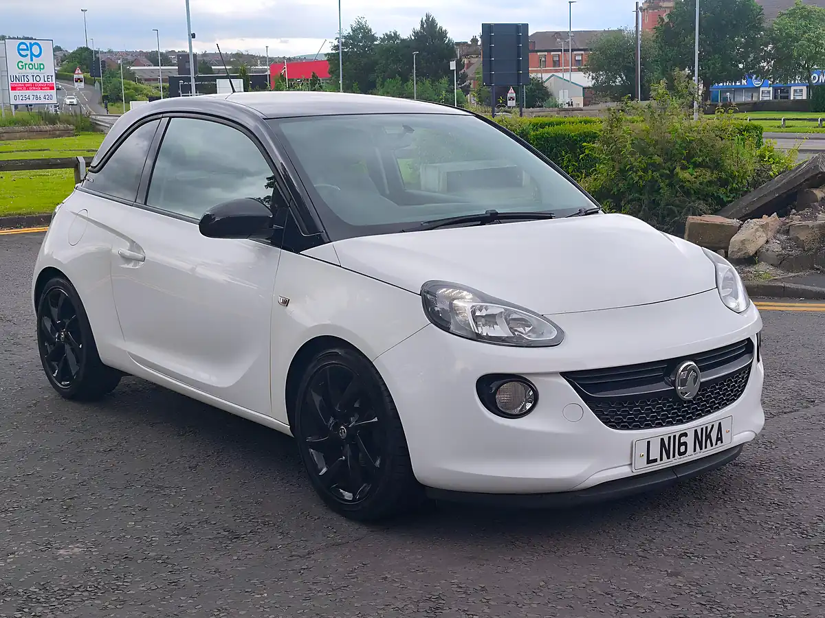Used 2016 Vauxhall Adam Energised White - Interior and Exterior details 3