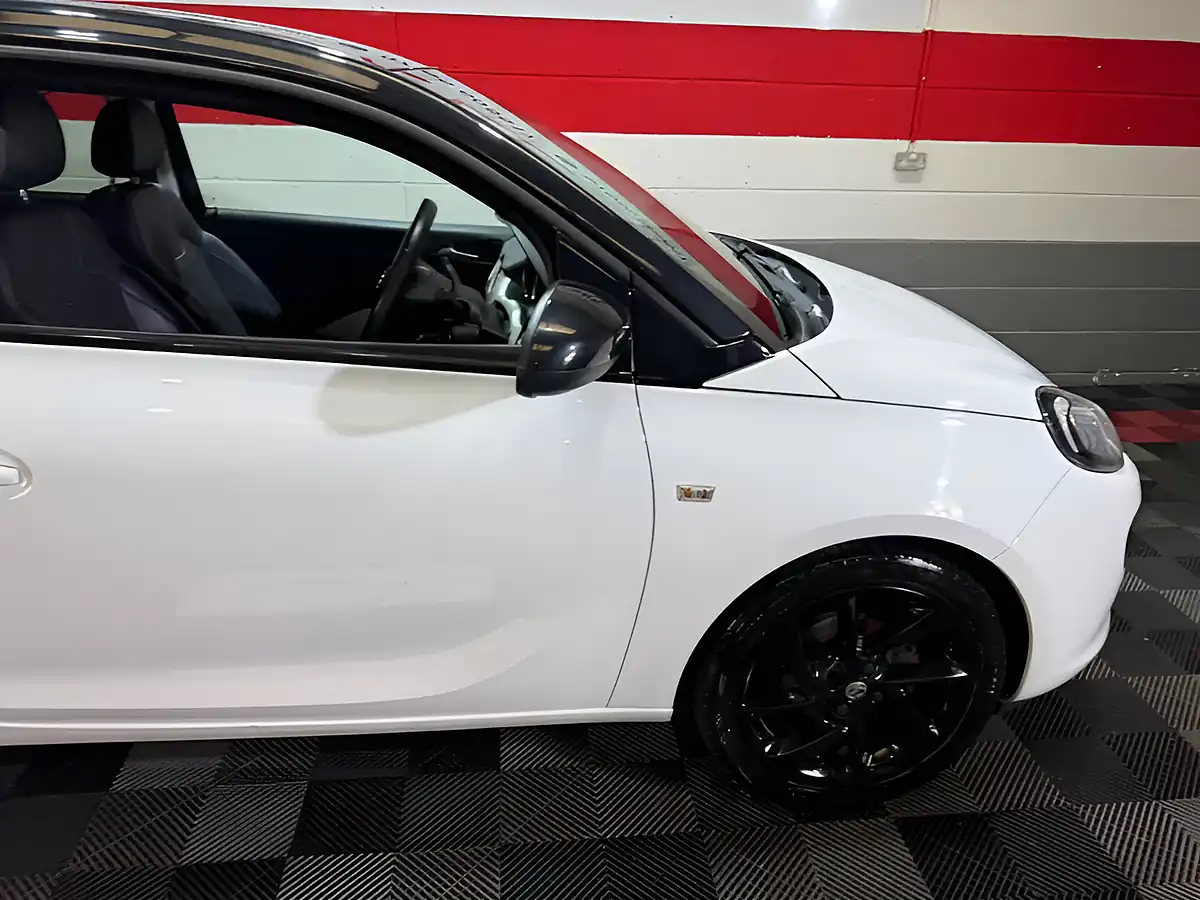 Used 2016 Vauxhall Adam Energised White - Interior and Exterior details 13