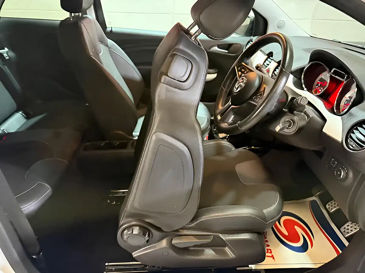 Used 2016 Vauxhall Adam Energised White - Interior and Exterior details 19