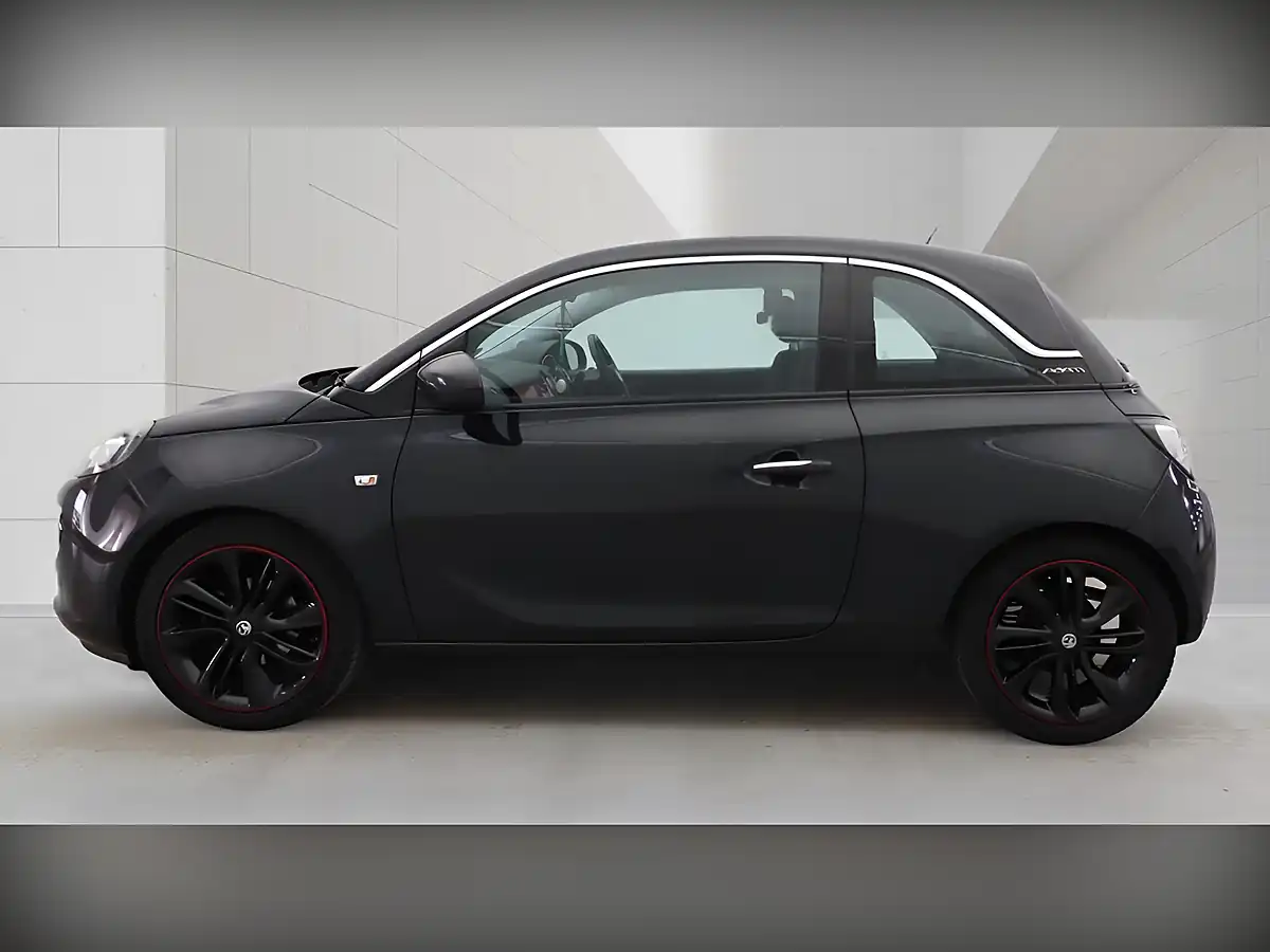 Used 2016 Vauxhall Adam Glam Black - Interior and Exterior details 5