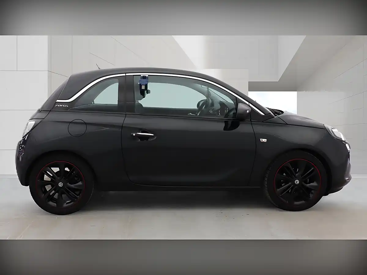 Used 2016 Vauxhall Adam Glam Black - Interior and Exterior details 6