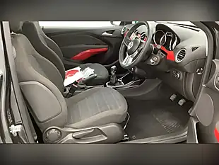 Used 2016 Vauxhall Adam Glam Black - Interior and Exterior details 8