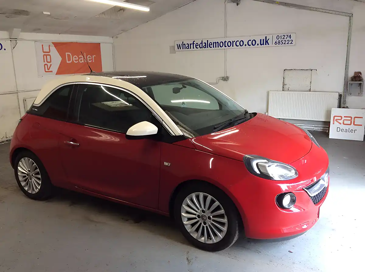 Used 2016 Vauxhall Adam Glam Red - Front View