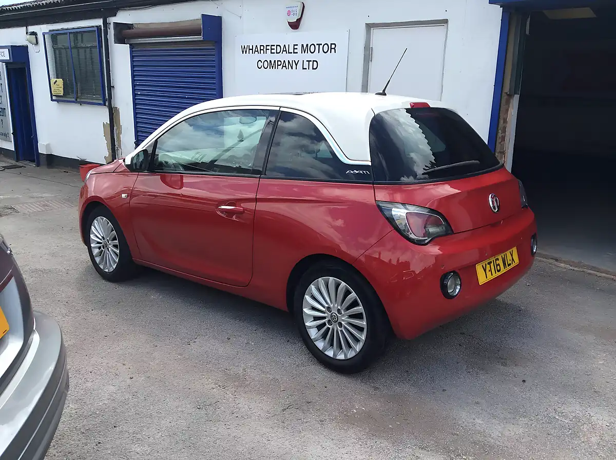 Used 2016 Vauxhall Adam Glam Red - Interior and Exterior details 11