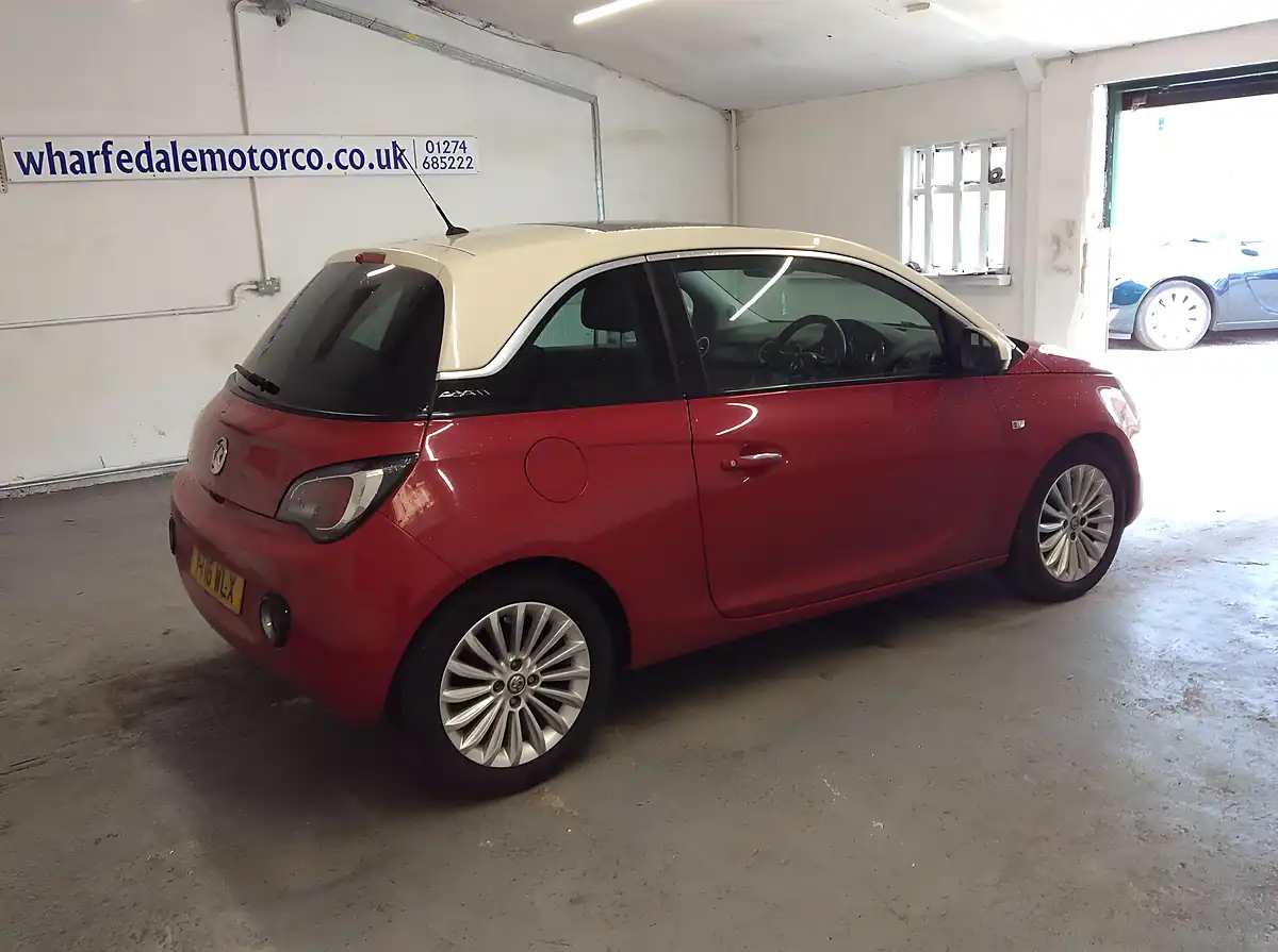Used 2016 Vauxhall Adam Glam Red - Interior and Exterior details 9