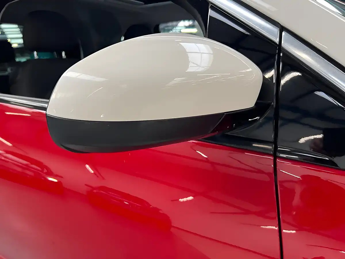 Used 2016 Vauxhall Adam Glam Red - Interior and Exterior details 14