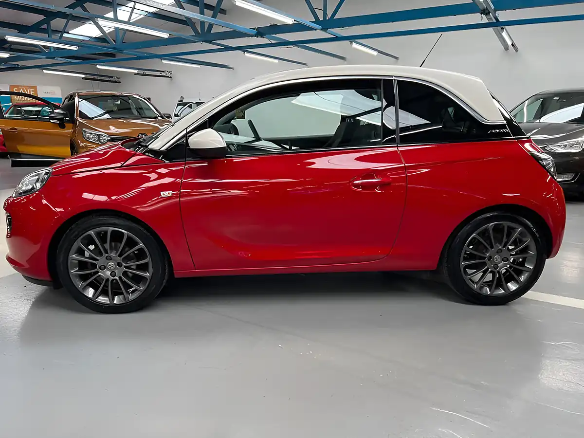 Used 2016 Vauxhall Adam Glam Red - Interior and Exterior details 3