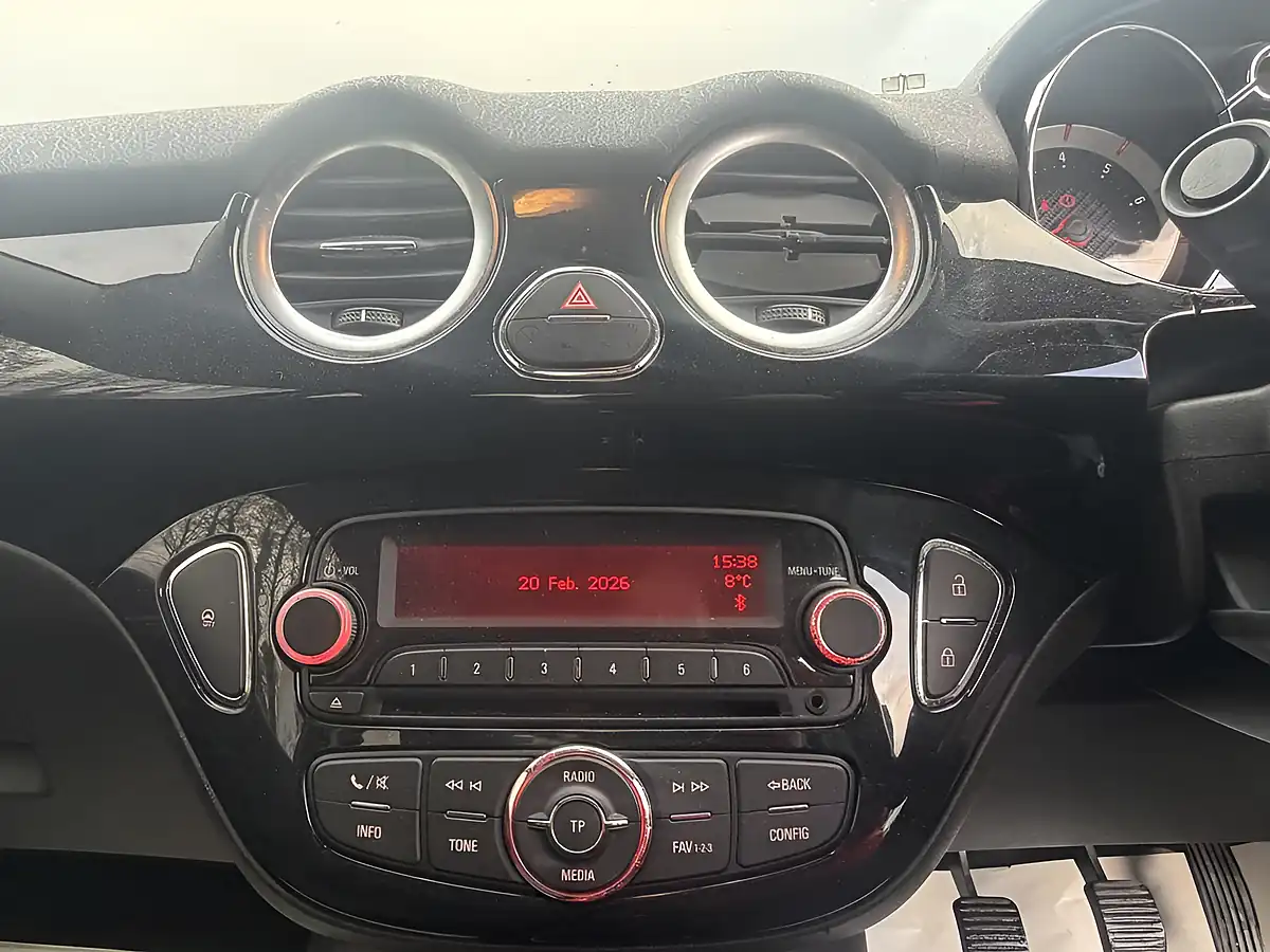 Used 2016 Vauxhall Adam Rocks Air Black - Interior and Exterior details 17
