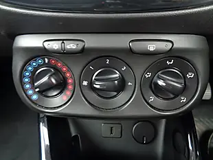 Used 2016 Vauxhall Adam Rocks Air Blue - Interior and Exterior details 14