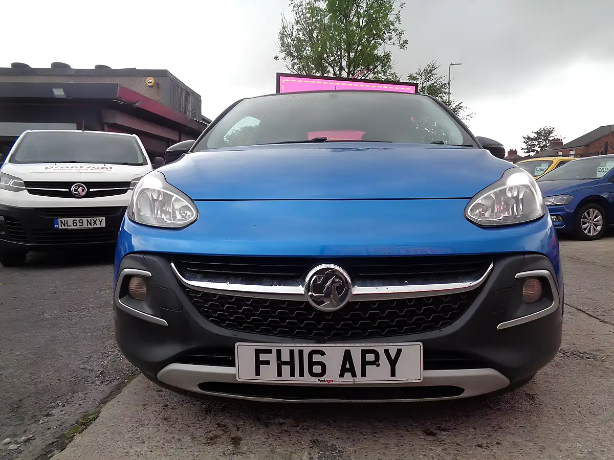 Used 2016 Vauxhall Adam Rocks Air Blue - Interior and Exterior details 3