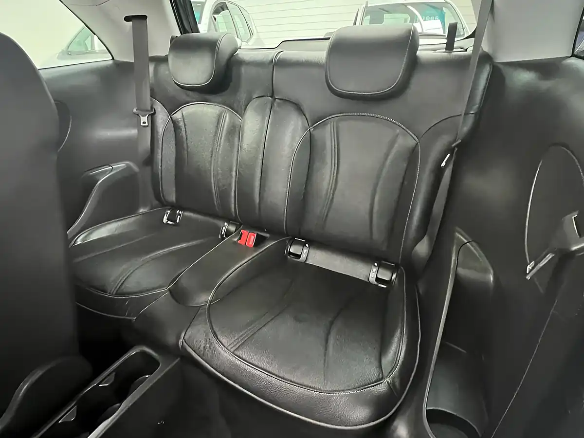 Used 2016 Vauxhall Adam Rocks Air Red - Interior and Exterior details 11