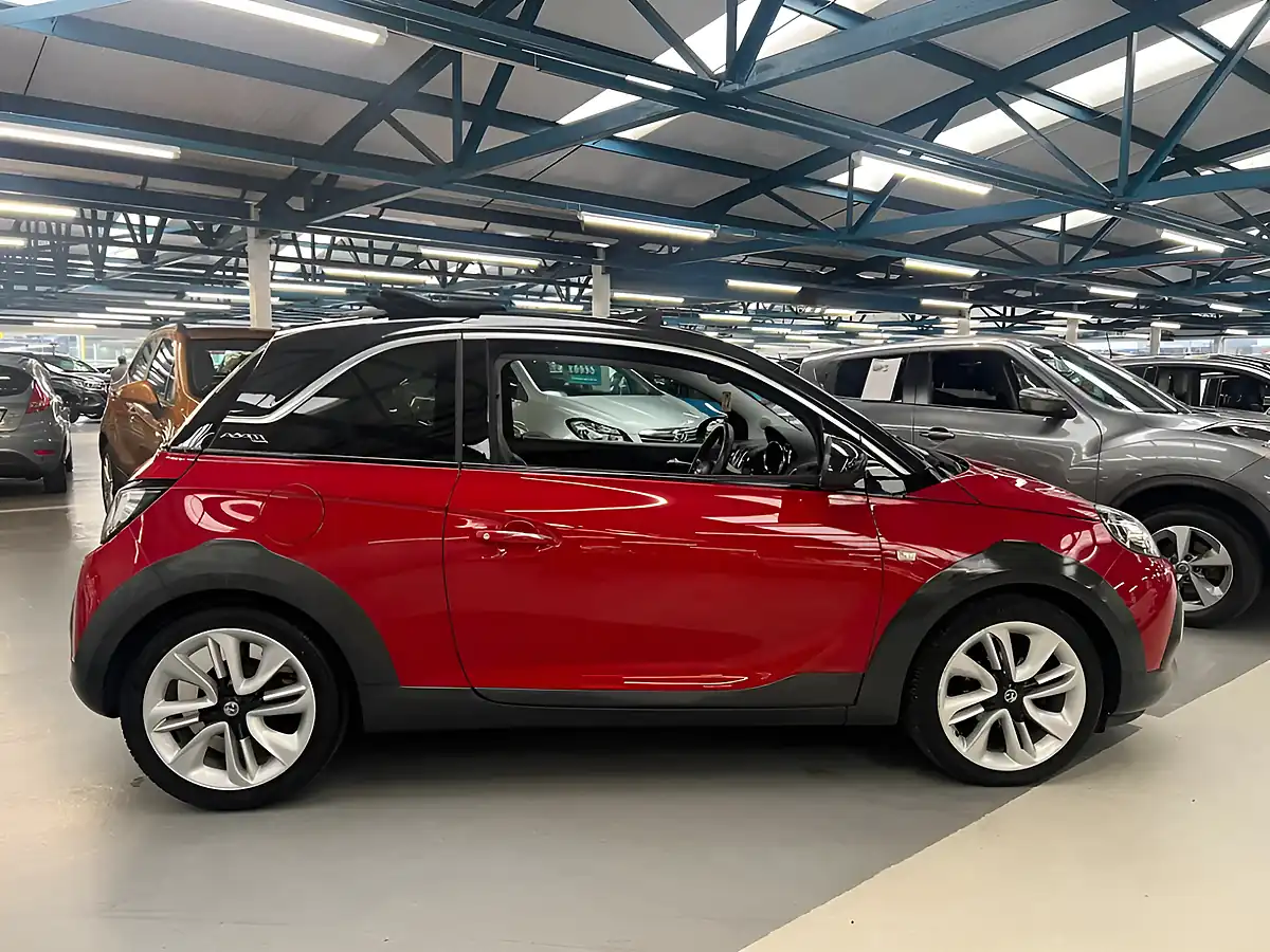 Used 2016 Vauxhall Adam Rocks Air Red - Interior and Exterior details 3
