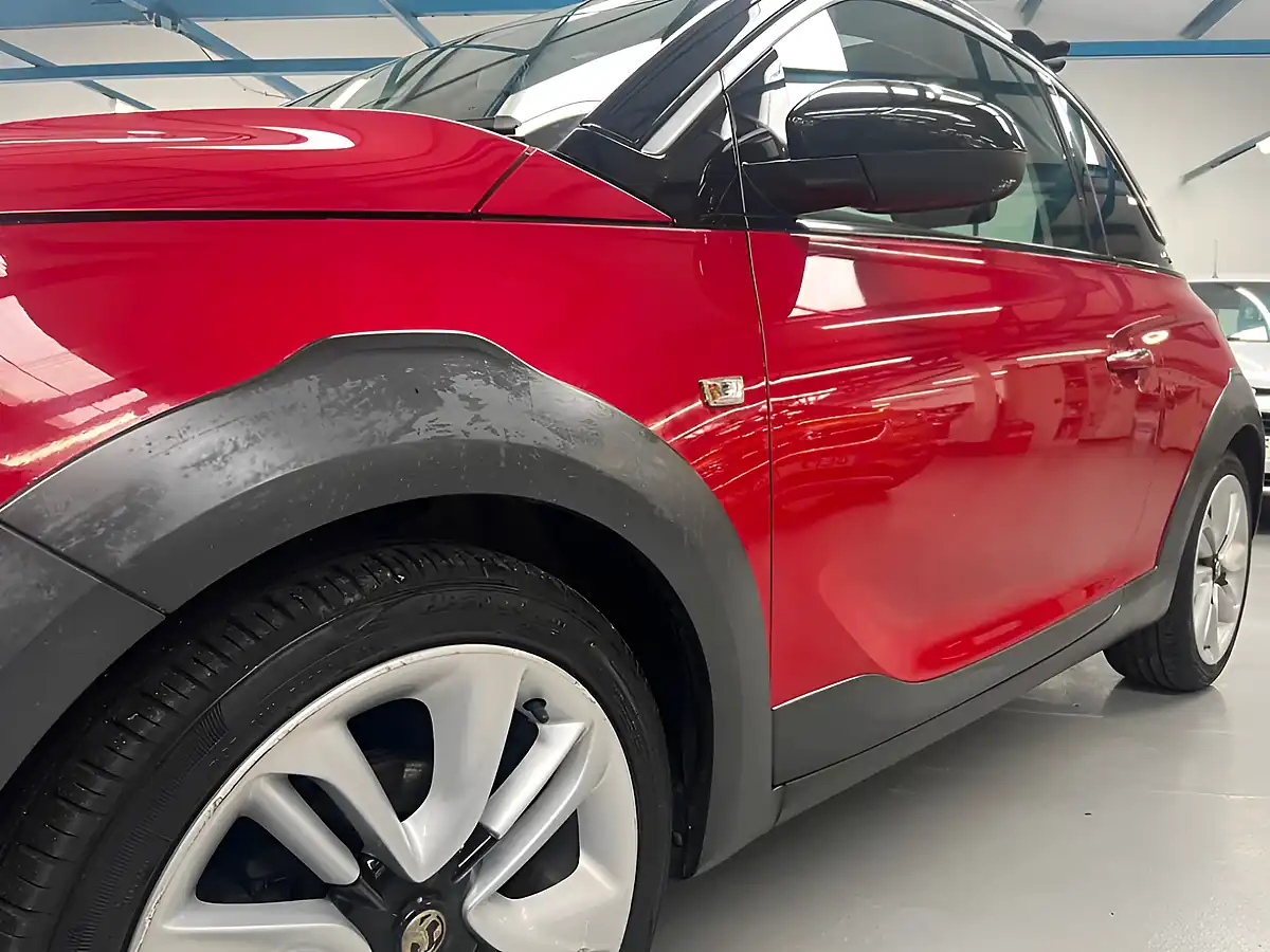 Used 2016 Vauxhall Adam Rocks Air Red - Interior and Exterior details 8