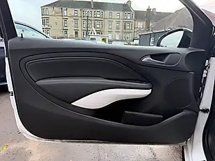 Used 2016 Vauxhall Adam Rocks White - Interior and Exterior details 14