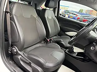 Used 2016 Vauxhall Adam Rocks White - Interior and Exterior details 16