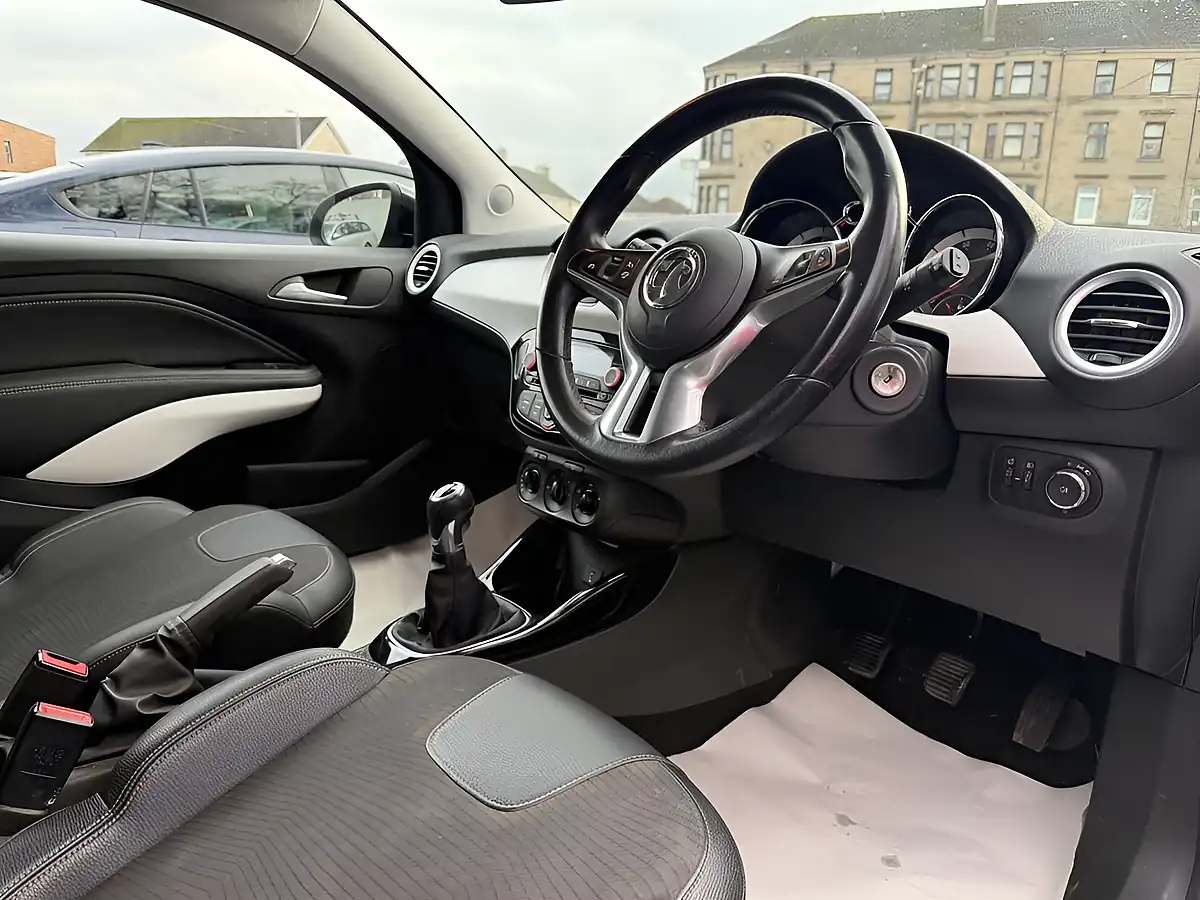 Used 2016 Vauxhall Adam Rocks White - Interior and Exterior details 17