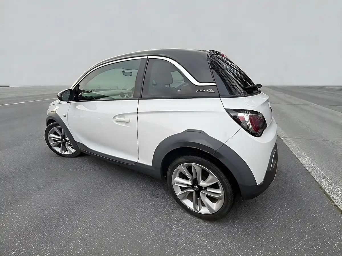 Used 2016 Vauxhall Adam Rocks White - Interior and Exterior details 4