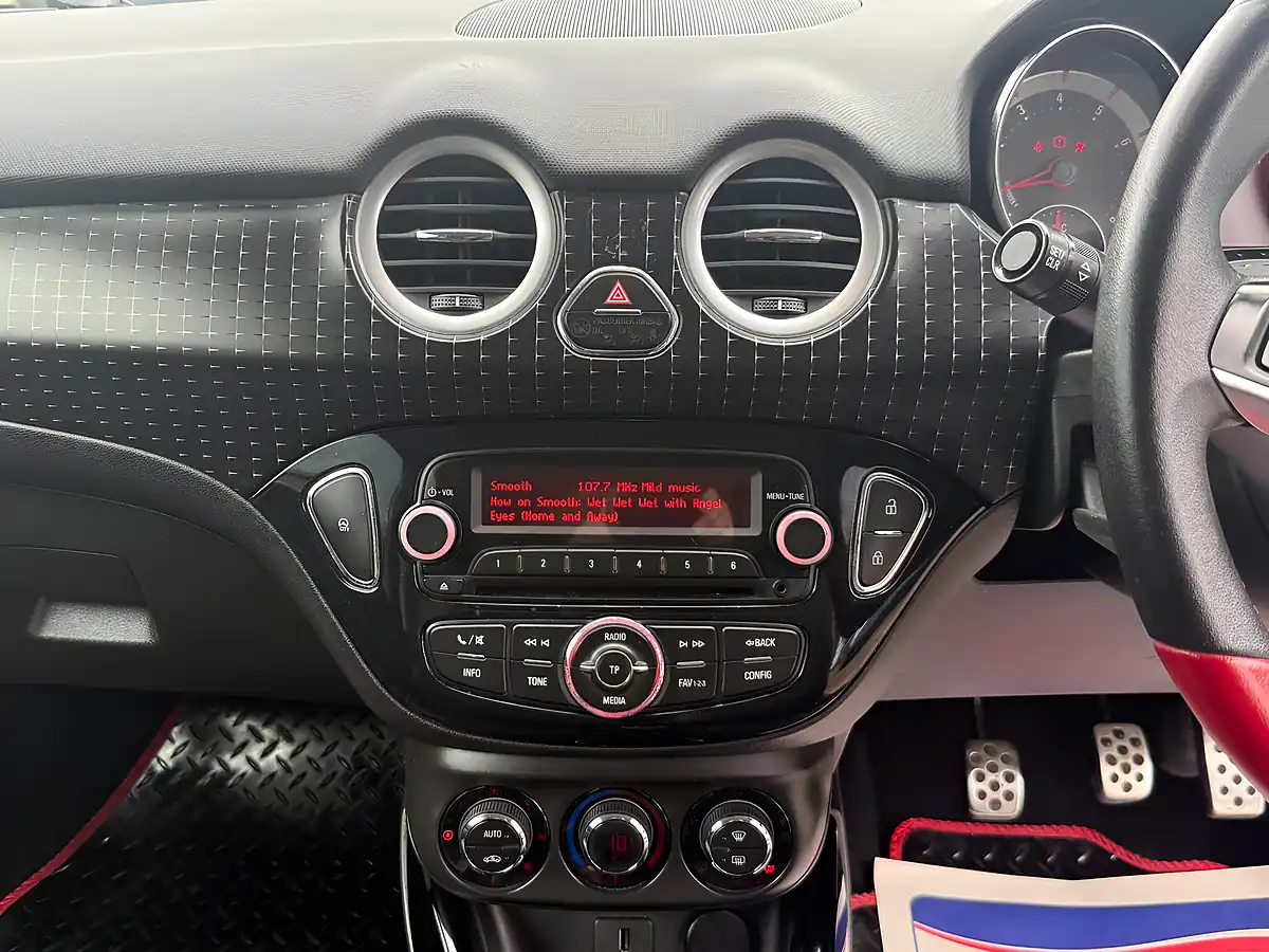Used 2016 Vauxhall Adam Slam Red - Interior and Exterior details 12