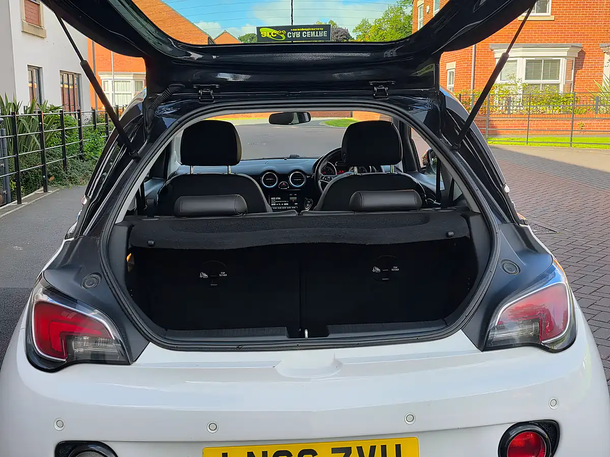 Used 2016 Vauxhall Adam Slam White - Interior and Exterior details 16