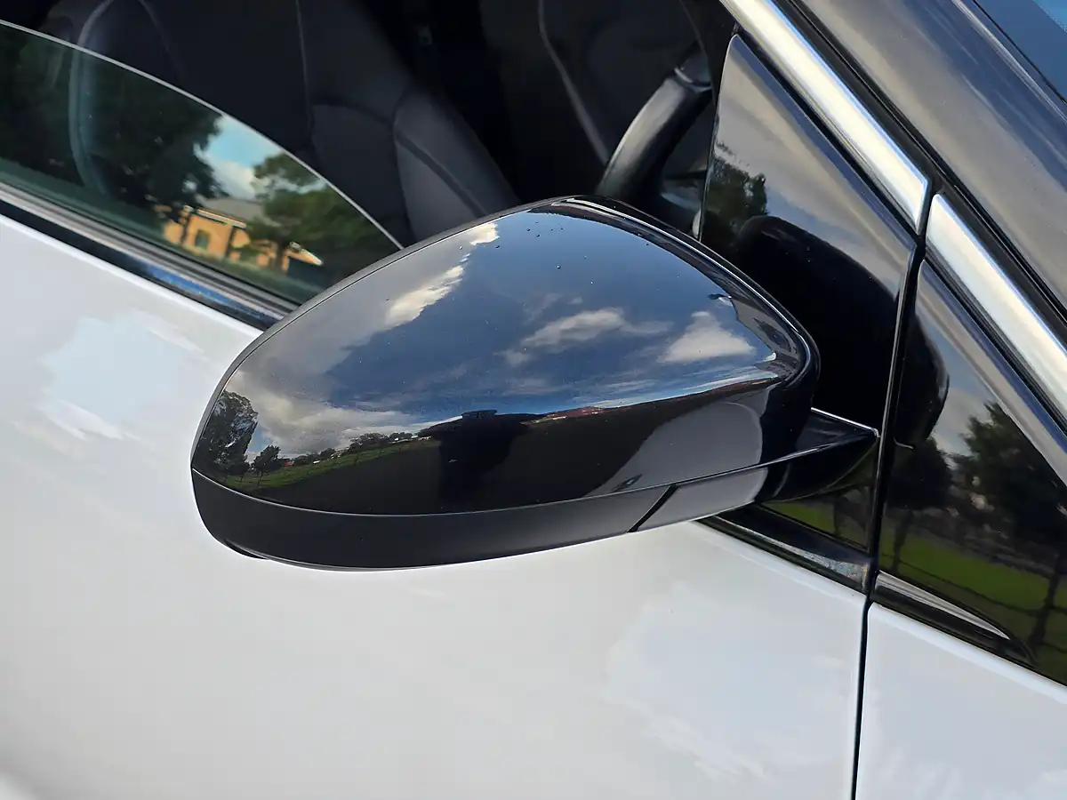 Used 2016 Vauxhall Adam Slam White - Interior and Exterior details 18