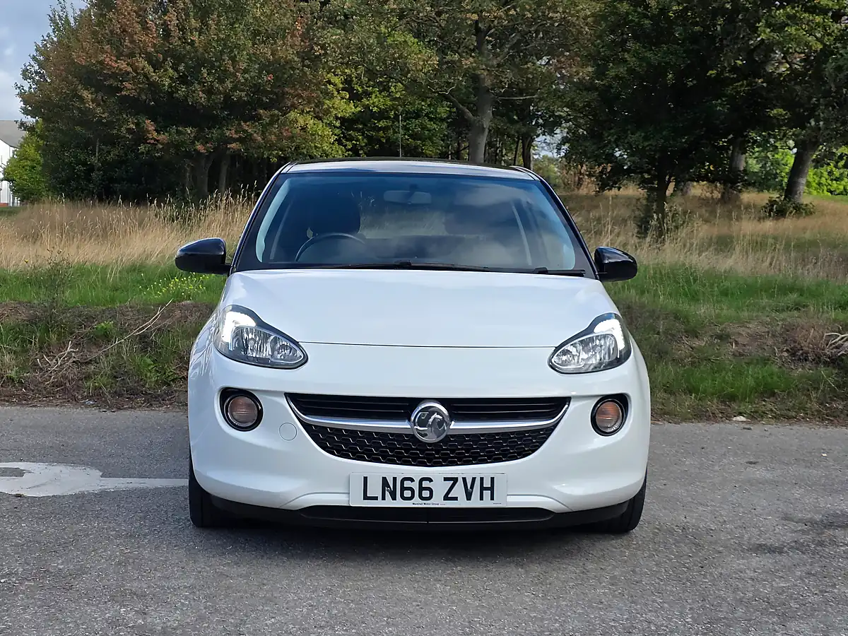 Used 2016 Vauxhall Adam Slam White - Interior and Exterior details 2