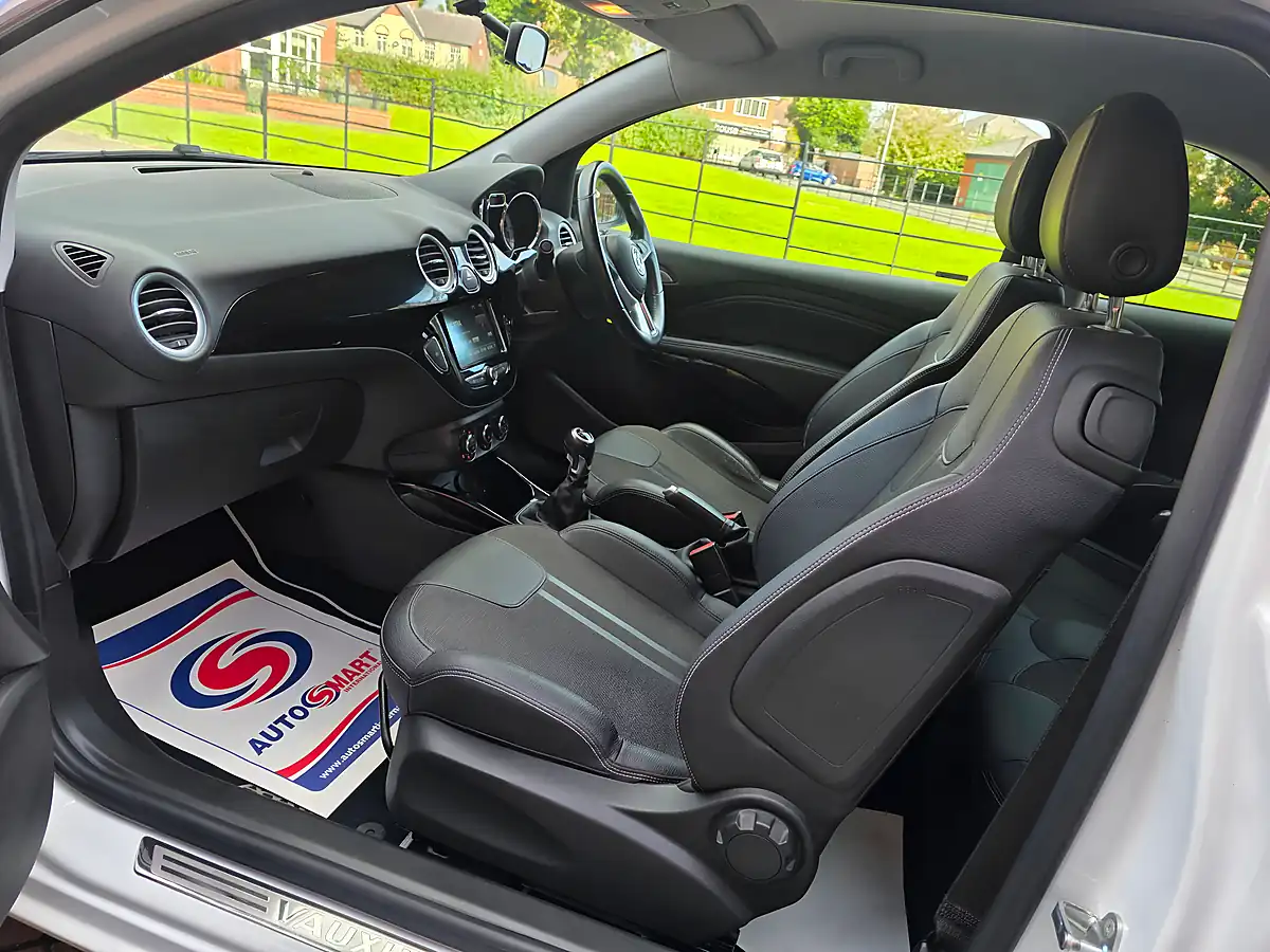 Used 2016 Vauxhall Adam Slam White - Interior and Exterior details 7