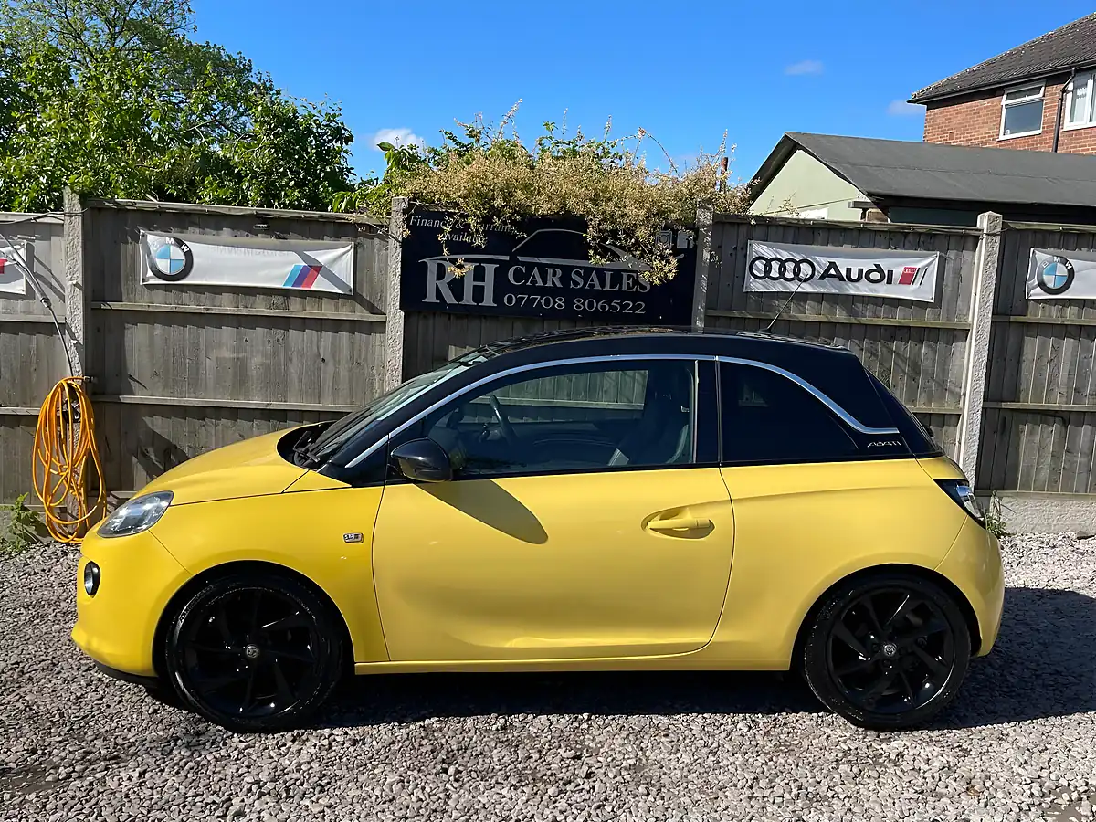Used 2016 Vauxhall Adam Slam Yellow - Interior and Exterior details 15