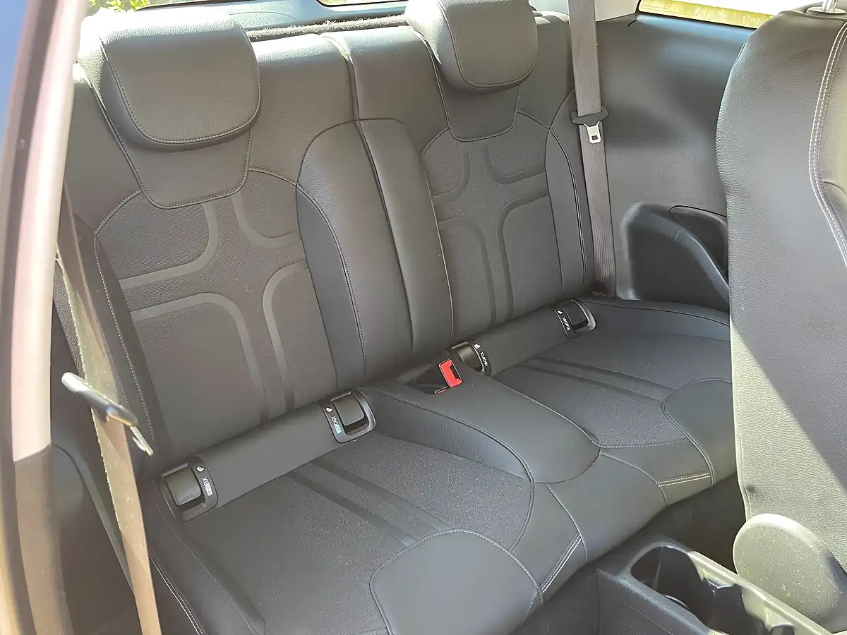 Used 2016 Vauxhall Adam Slam Yellow - Interior and Exterior details 16