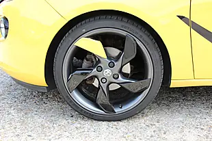 Used 2016 Vauxhall Adam Slam Yellow - Interior and Exterior details 12