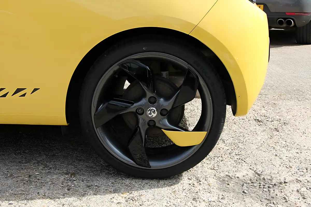 Used 2016 Vauxhall Adam Slam Yellow - Interior and Exterior details 13