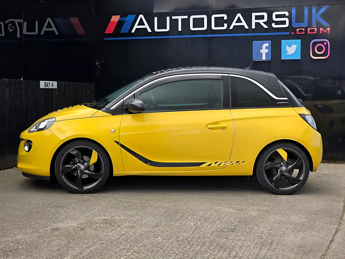 Used 2016 Vauxhall Adam Slam Yellow - Interior and Exterior details 8
