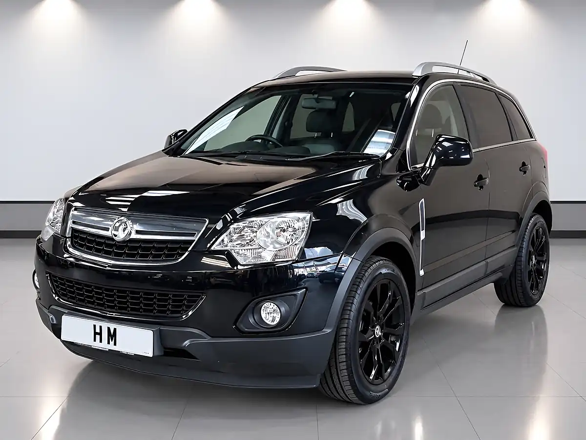 Used 2016 Vauxhall Antara Diamond Black - Interior and Exterior details 2