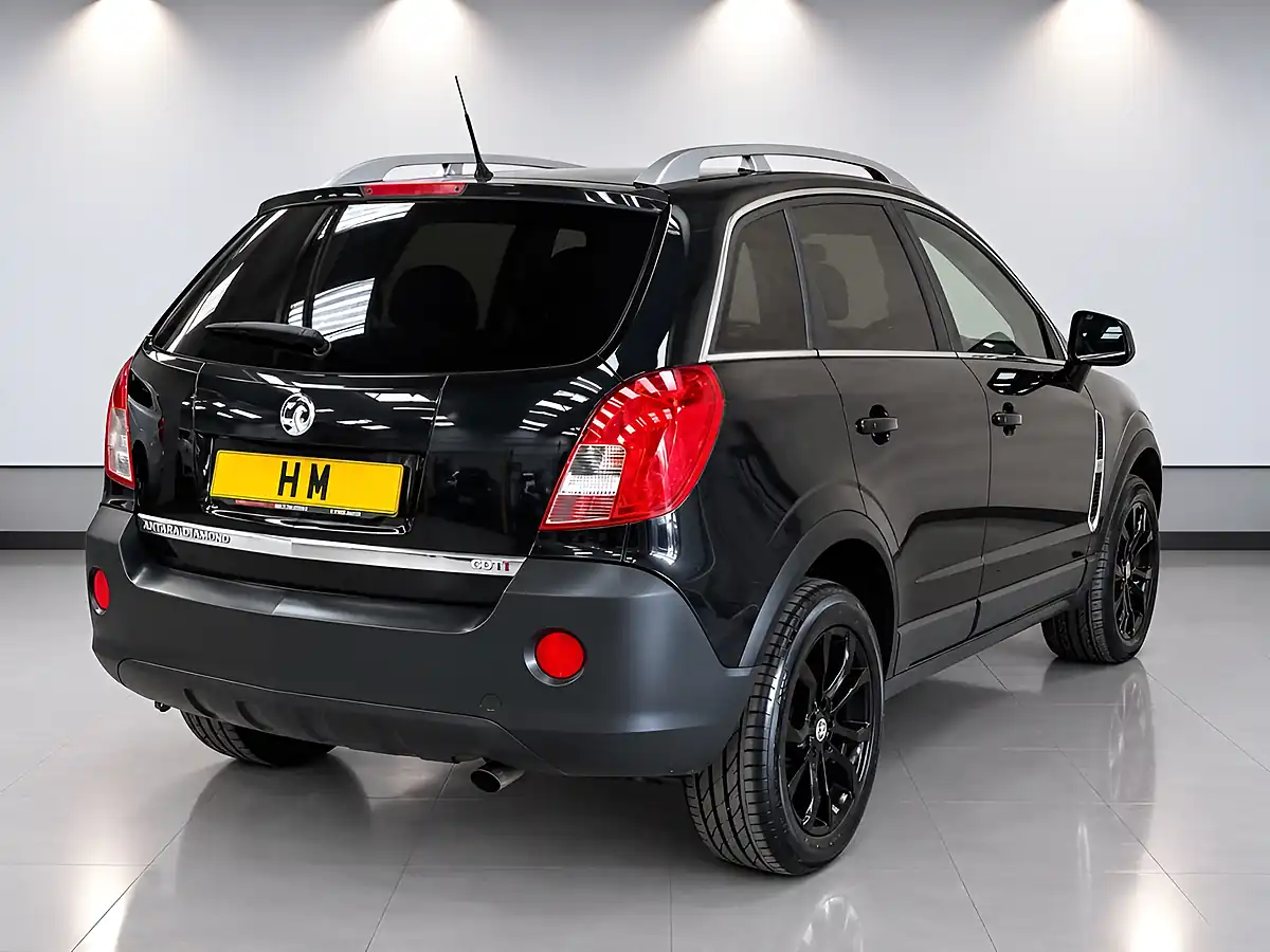 Used 2016 Vauxhall Antara Diamond Black - Interior and Exterior details 3