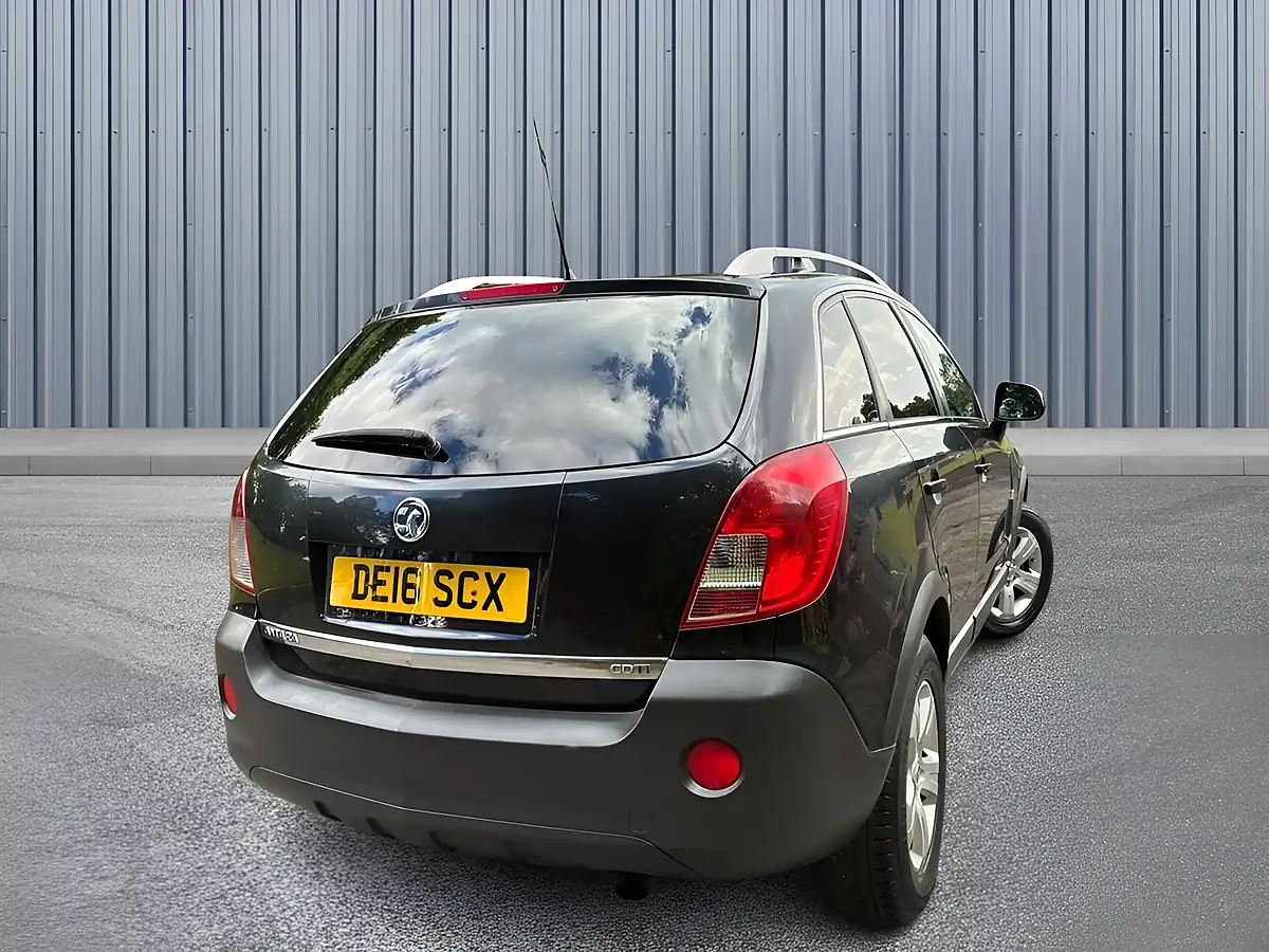 Used 2016 Vauxhall Antara Exclusiv Black - Interior and Exterior details 6