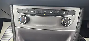Used 2016 Vauxhall Astra Design Black - Interior and Exterior details 15