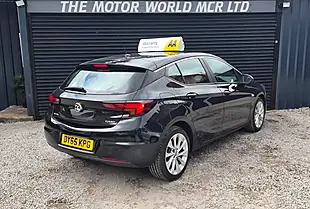 Used 2016 Vauxhall Astra Design Black - Interior and Exterior details 5
